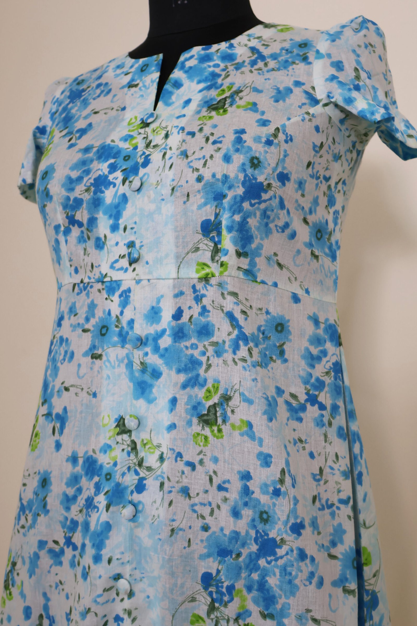 White Floral Cotton Kurti White Floral Cotton Kurti for Women | Casual & Daily Wear - PureWear Creations