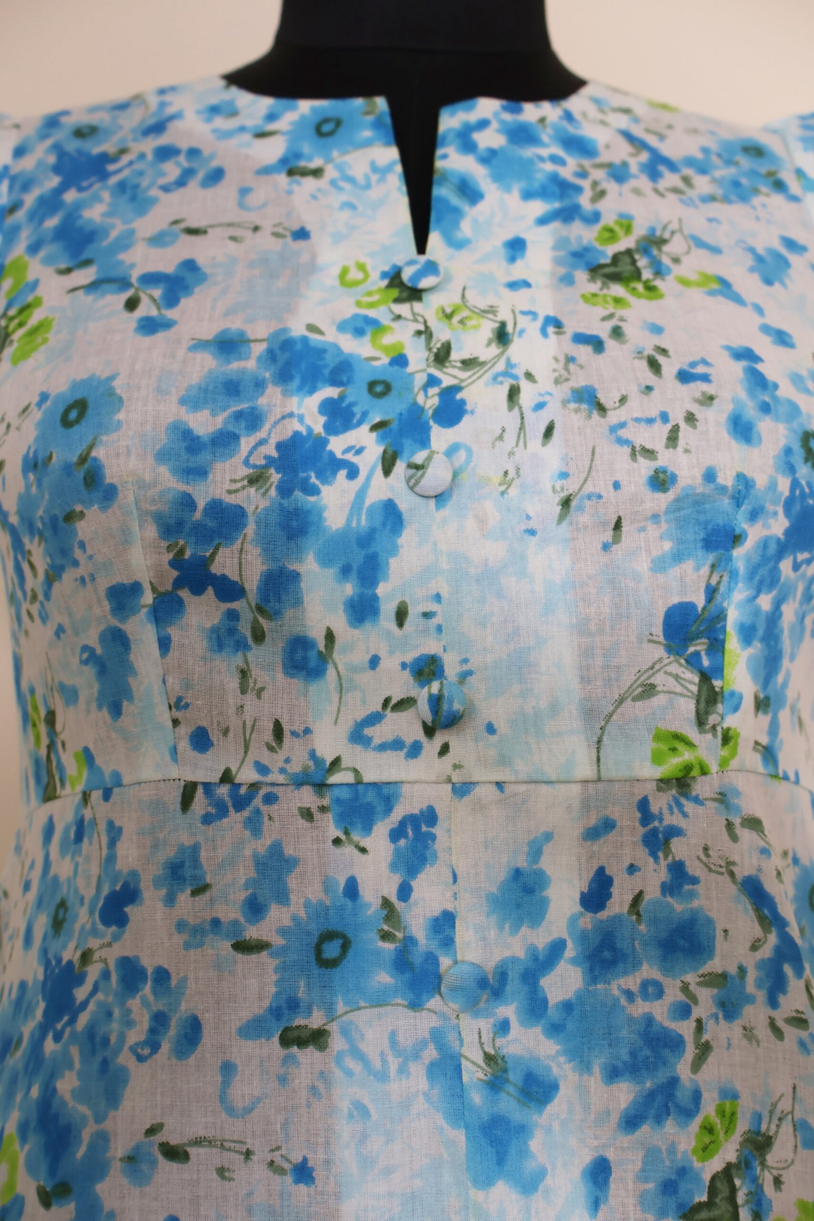 White Floral Cotton Kurti White Floral Cotton Kurti for Women | Casual & Daily Wear - PureWear Creations